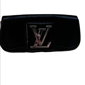 Louis Vuitton Epi Electric SoBe Clutch Black